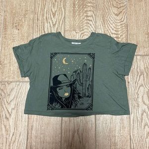 SOLD - Crop top tee